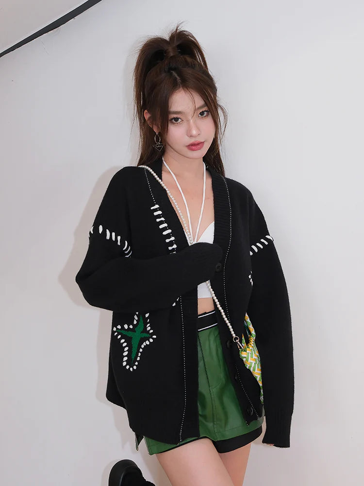 Green Star Contrast Line Knit Cardigan