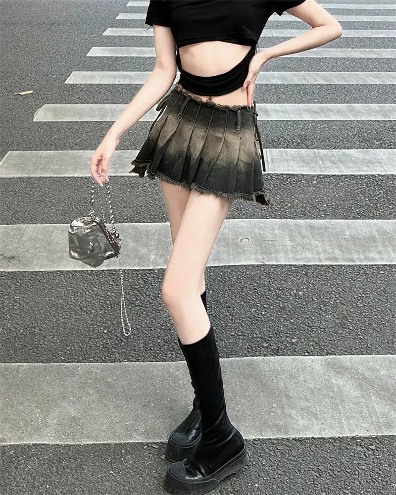 Y2K Distressed Low Waist Mini Skirt