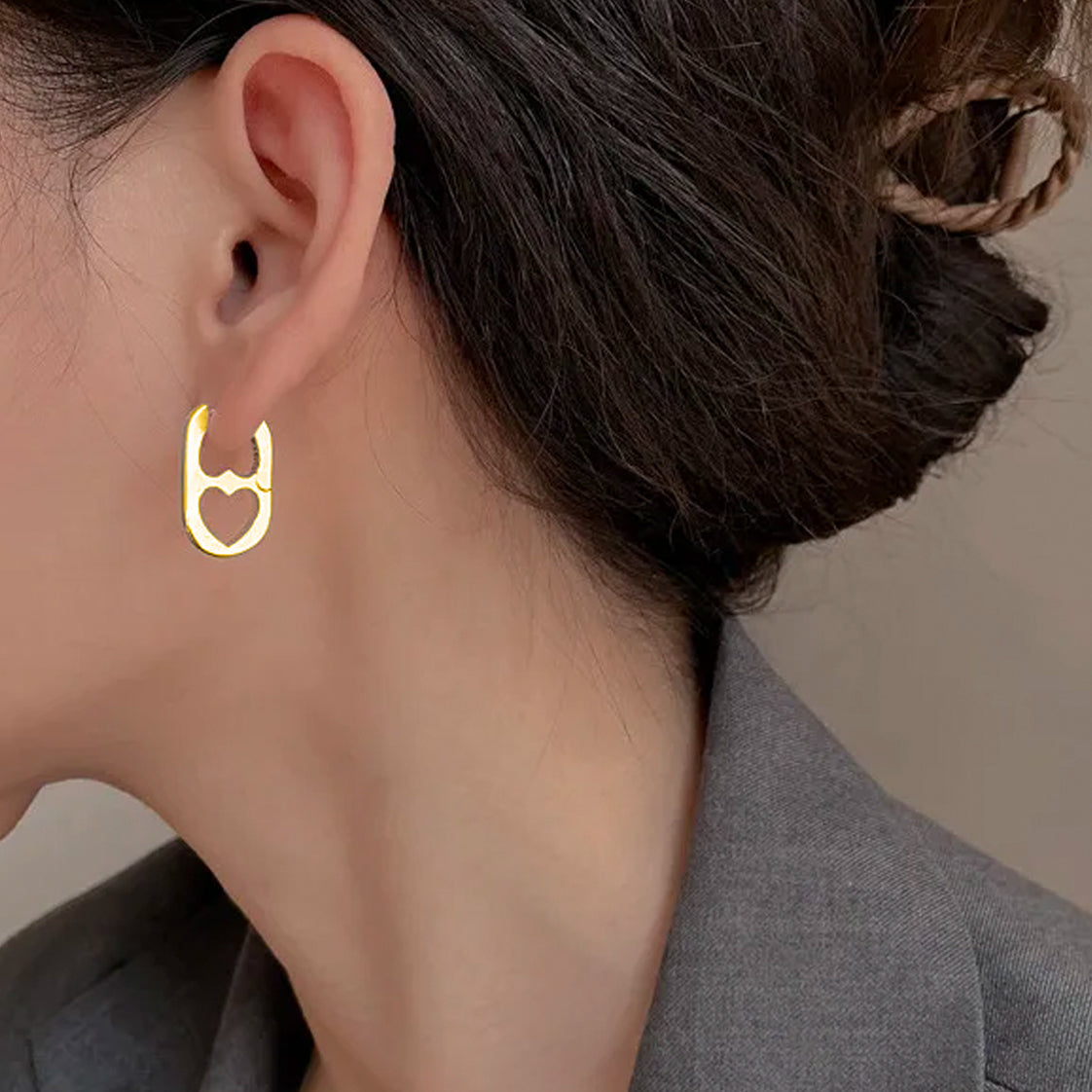 Korean Heart Can Earrings
