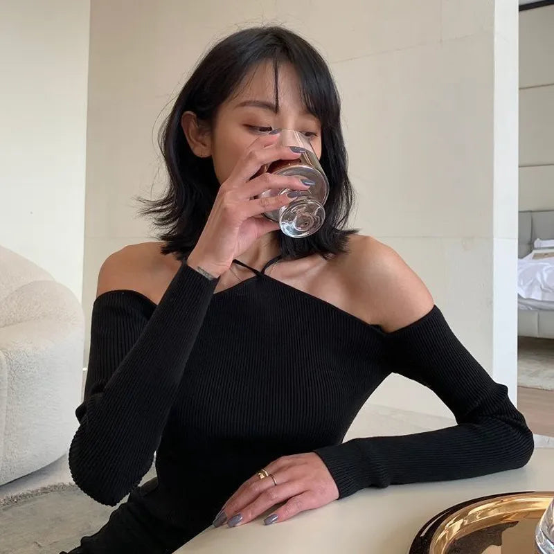 Off-Shoulder Slim Ribbed Sweater