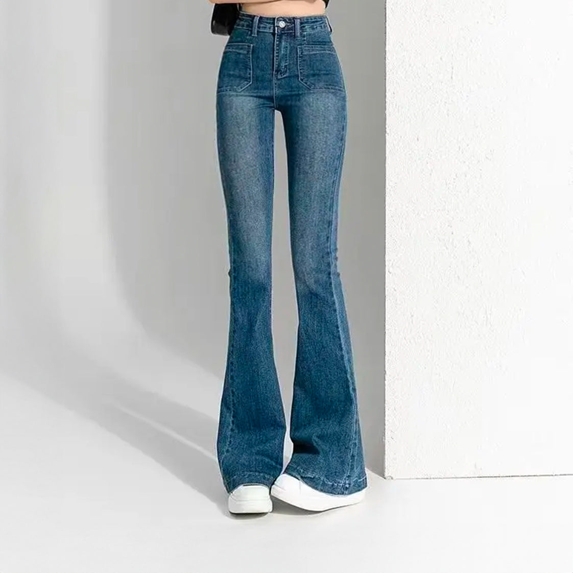 Pocket High Waisted Flare Jeans